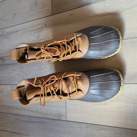 L.L. Bean Bean Duck Boots Size 8 - Picture 2 of 5
